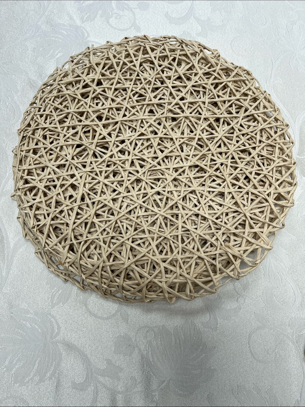 Set of 8 Round Woven Rattan Charger / Placemat in Natural Beige
